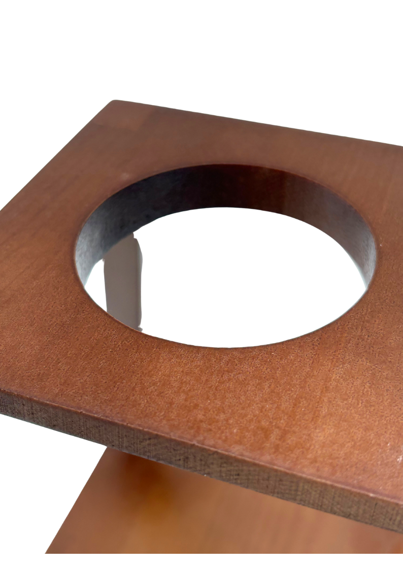 Soma - Handmade Stand