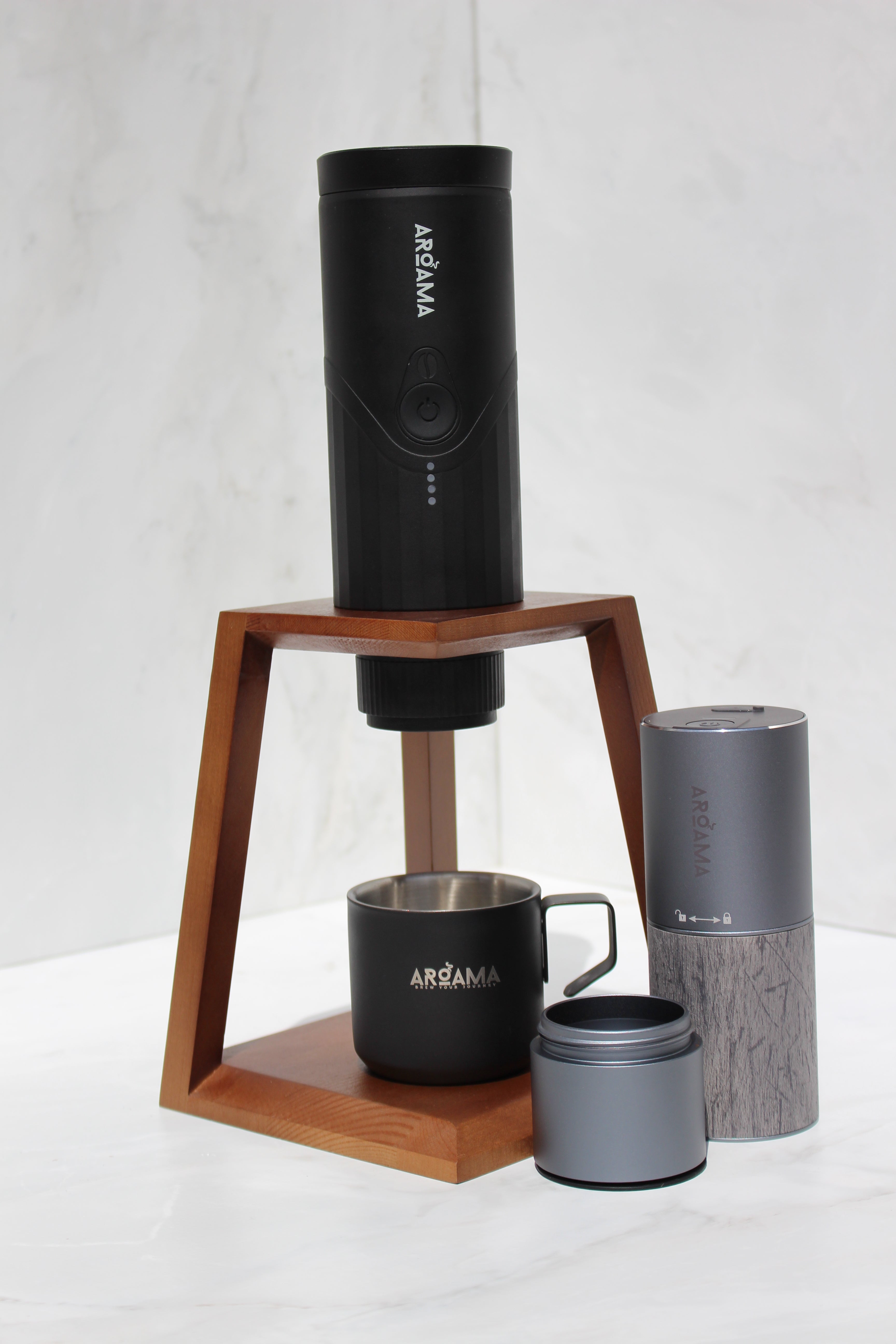 Soma - Handmade Stand