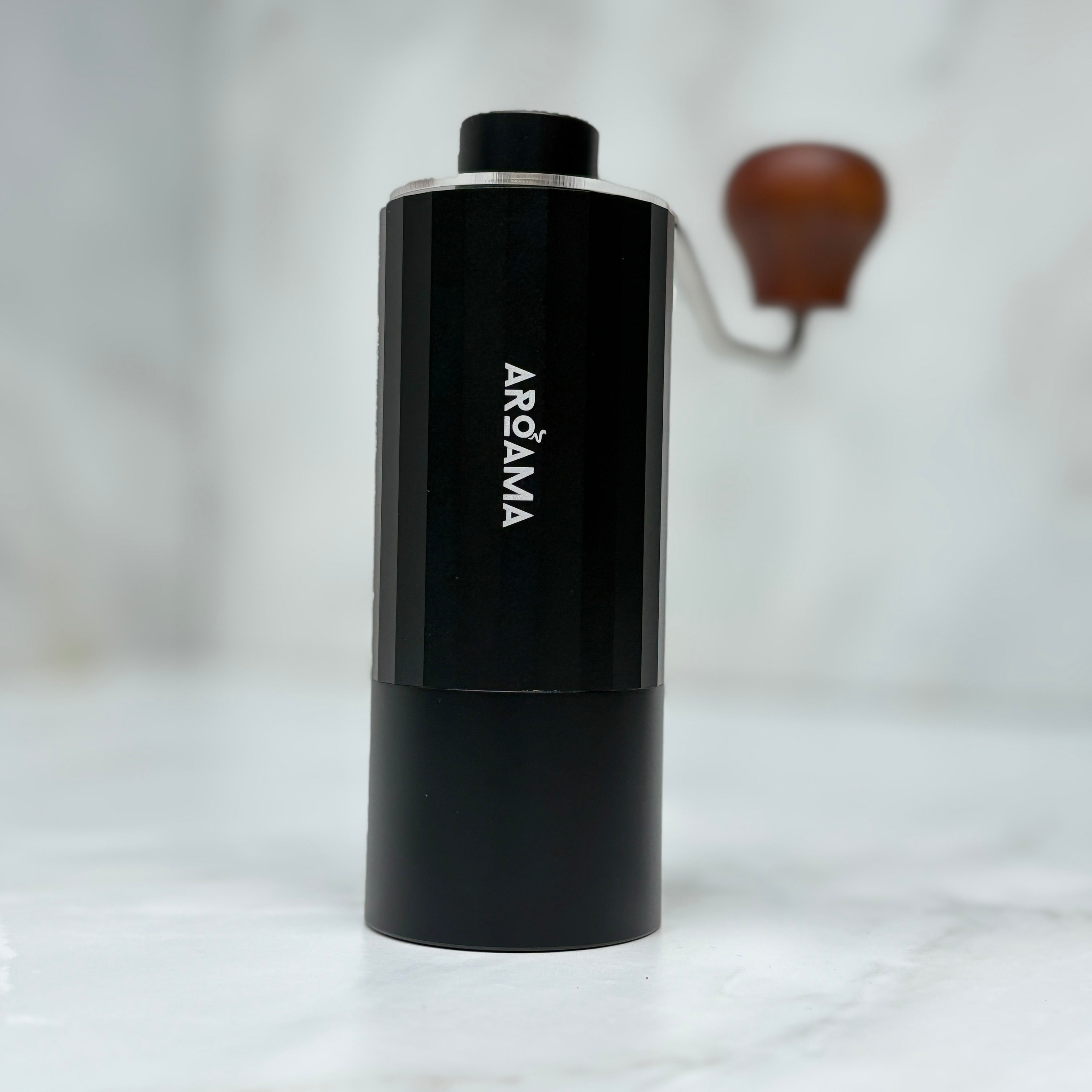 Aroama manual coffee grinder