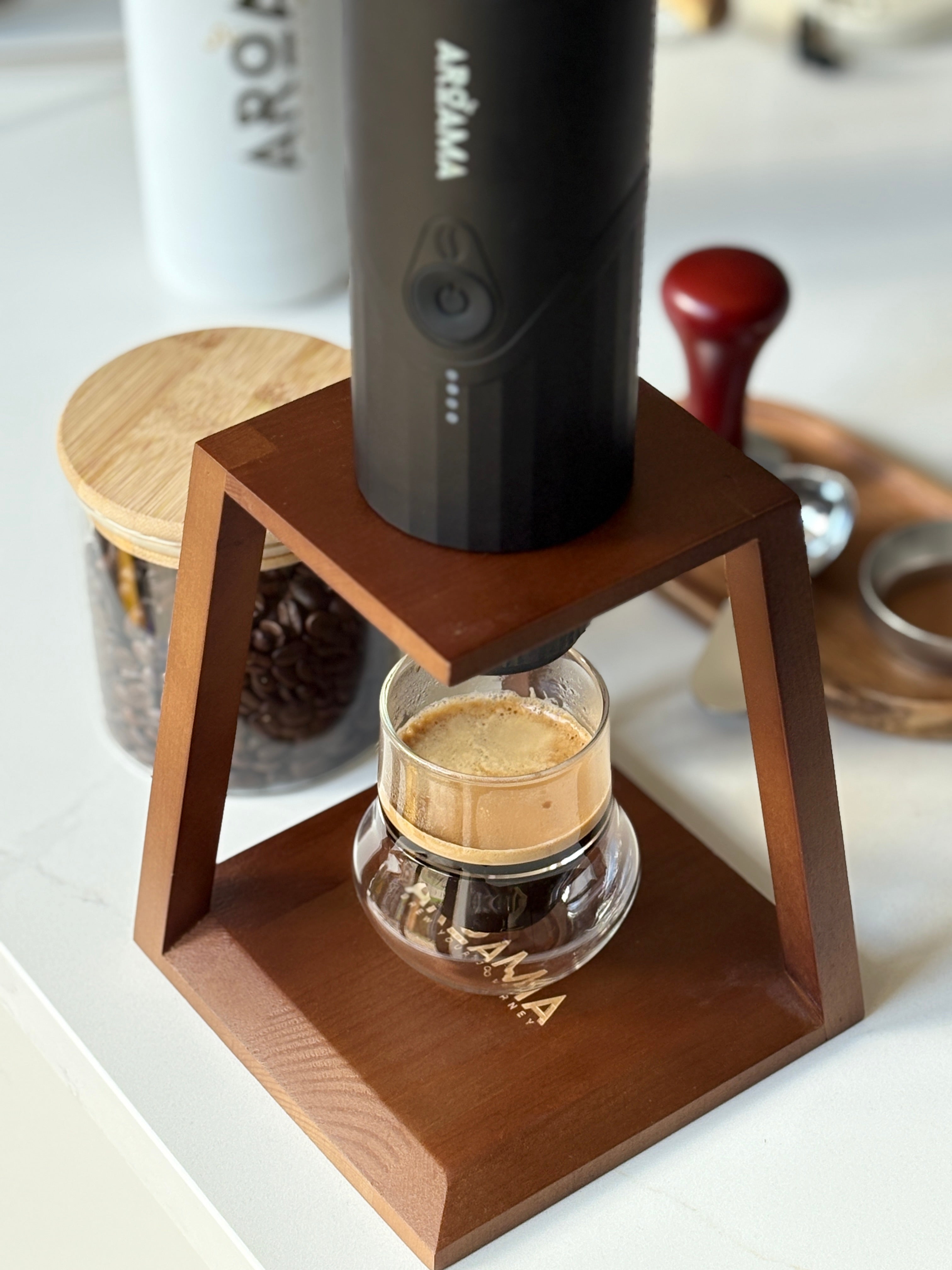 Soma - Handmade Stand